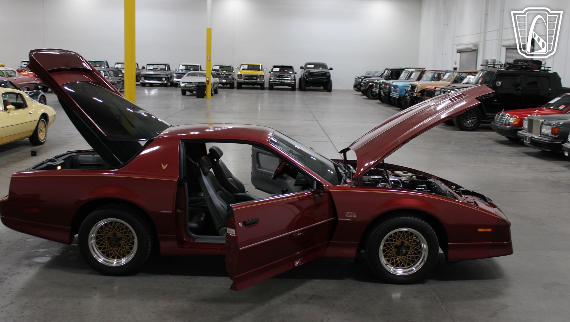 Used 1989 Pontiac Firebird Trans Am RWD image 32