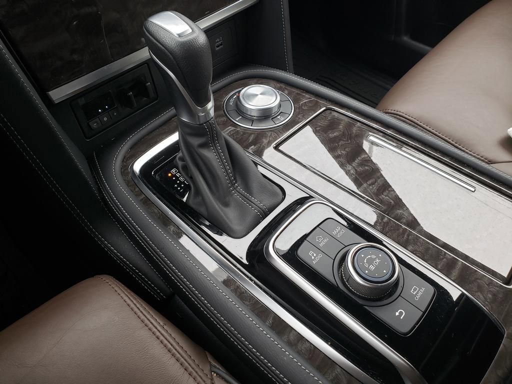 Used 2024 Nissan Armada Platinum w/ Captain's Chairs Package image 38