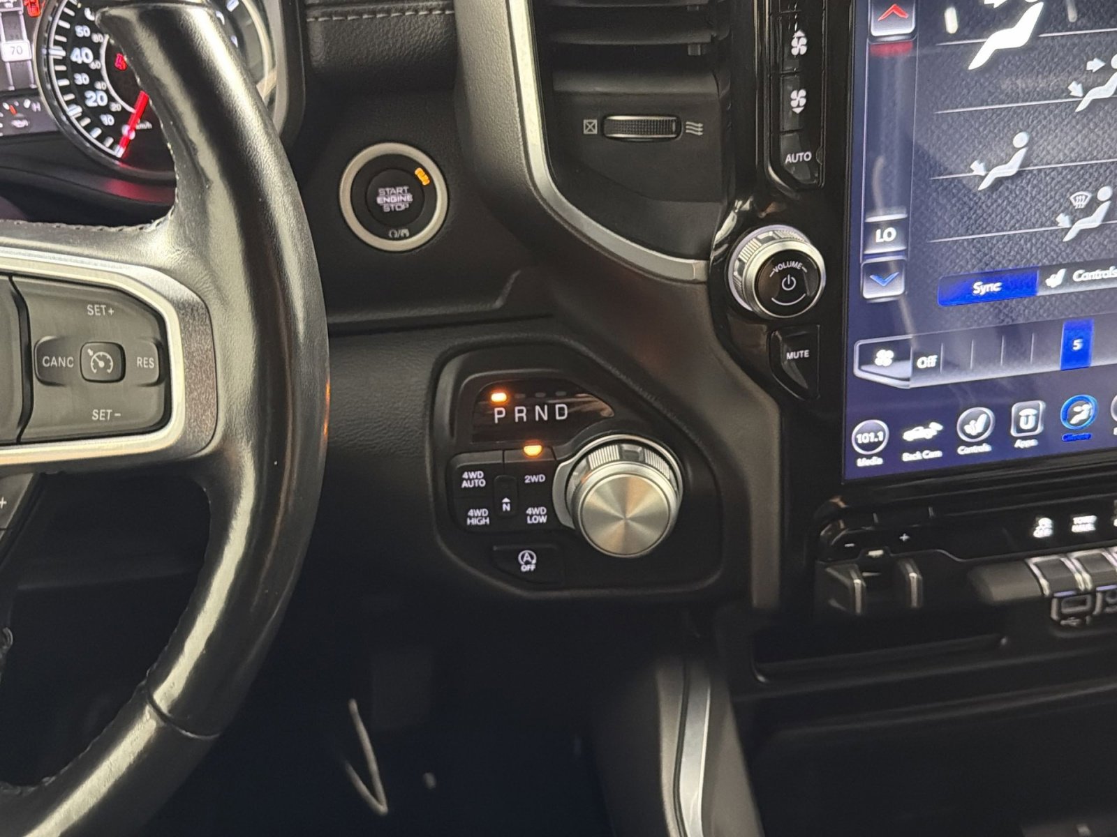 Used 2020 RAM 1500 Laramie image 22