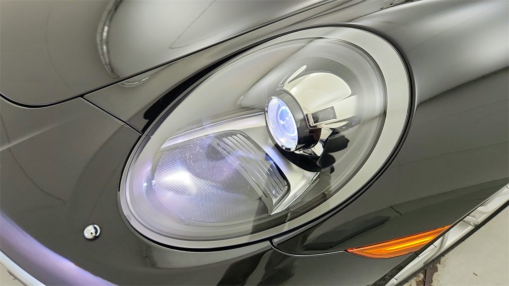 Used 2017 Porsche 911 Carrera S image 34