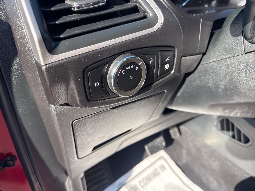 Used 2024 Ford Edge SEL w/ Convenience Package AWD/4WD image 32