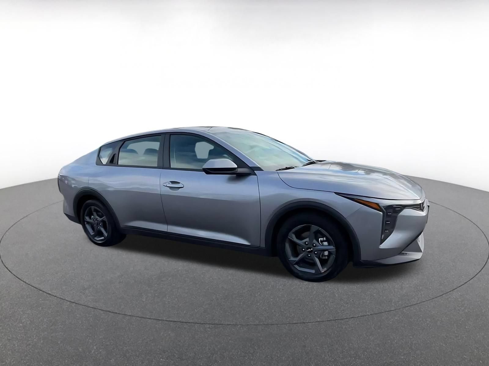 Used 2026 Kia K4 FWD image 2