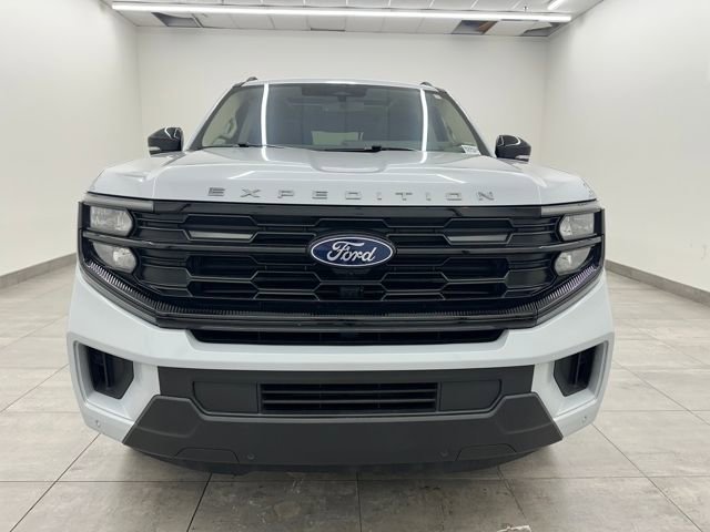 Certified 2025 Ford Expedition Active image 9