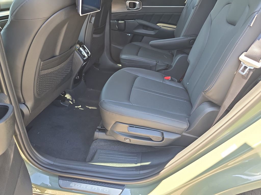 New 2026 Kia Sorento SX image 18