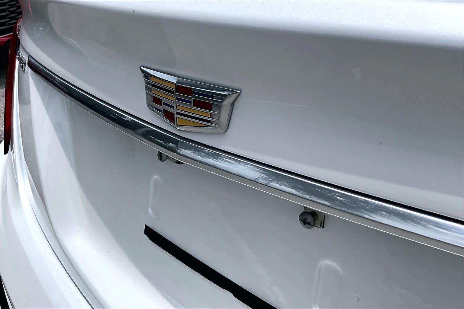 Used 2023 Cadillac CT5 Luxury w/ Cold Weather Package RWD image 31