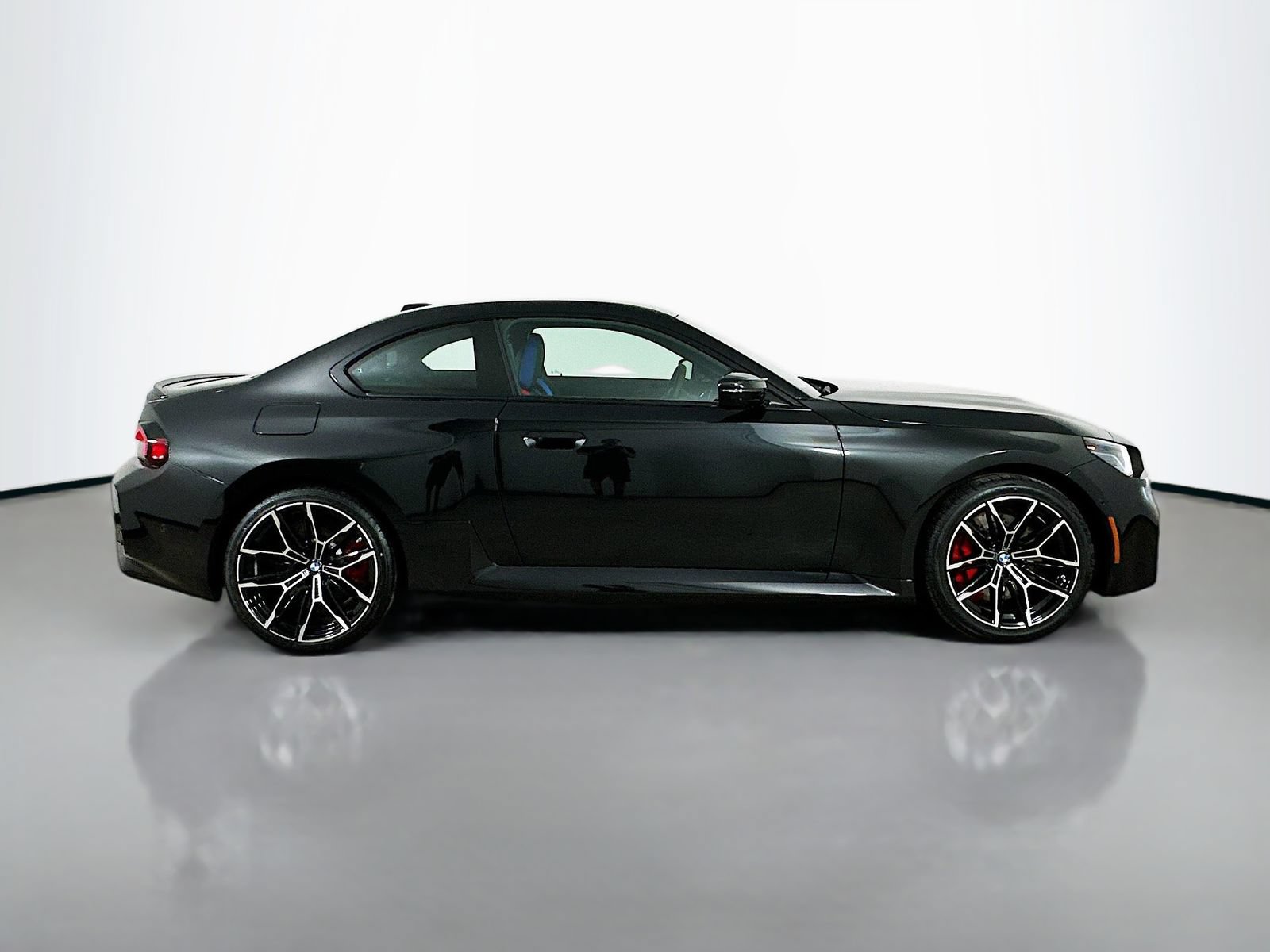 New 2026 BMW M2 w/ Lighting Package RWD image 4