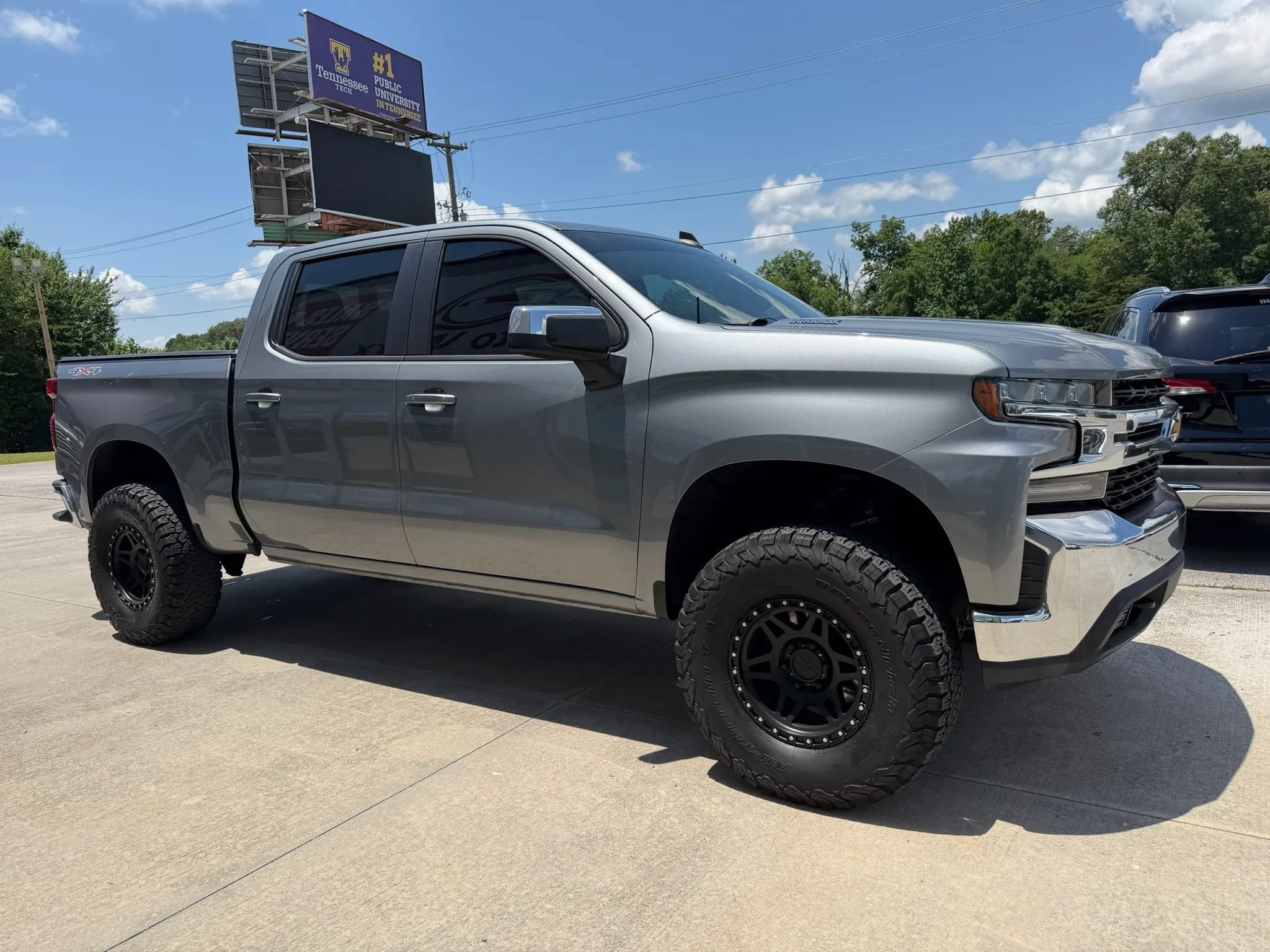 Used 2020 Chevrolet Silverado 1500 LT w/ All-Star Edition AWD/4WD image 29