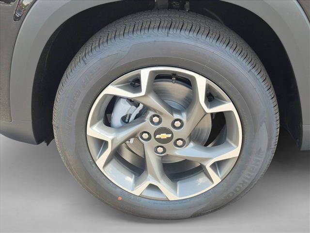 New 2026 Chevrolet Trax LT FWD image 9