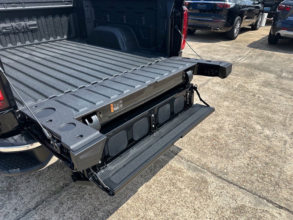 New 2025 GMC Sierra 1500 SLT w/ SLT Premium Plus Package image 20