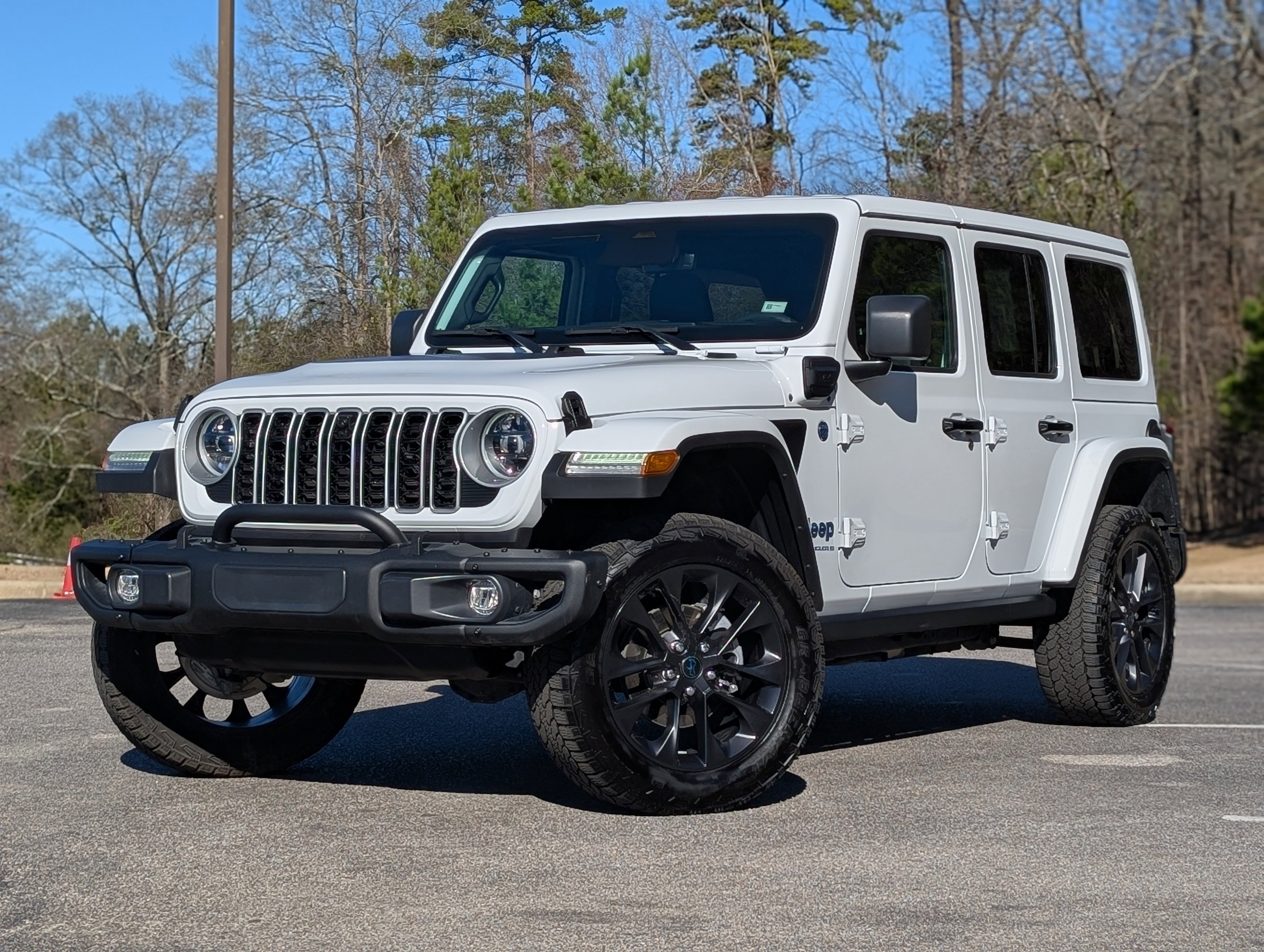 Used 2025 Jeep Wrangler Backcountry image 4
