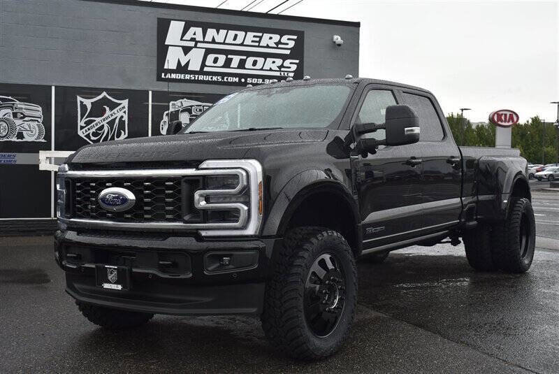 Used 2025 Ford F450 Platinum w/ Camper Package