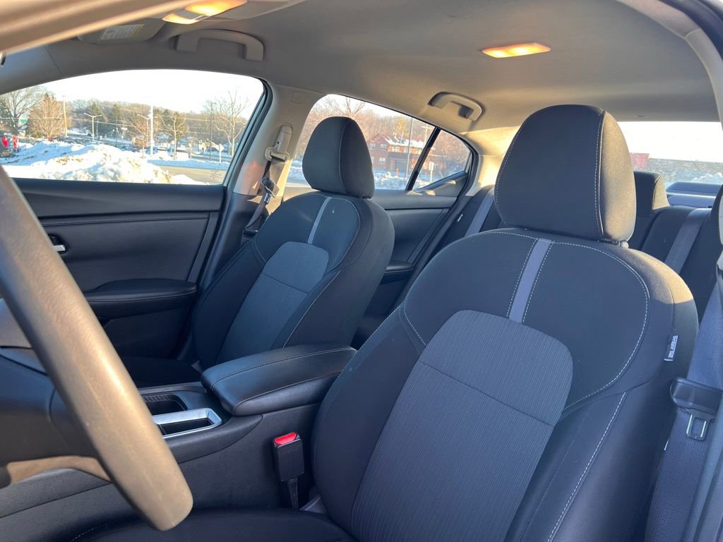 Used 2024 Nissan Sentra SV image 16