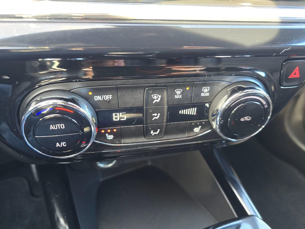 Certified 2025 Chevrolet Trax RS w/ Driver Confidence Package FWD image 26