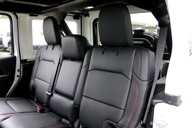 Used 2026 Jeep Wrangler Unlimited Rubicon AWD/4WD image 26