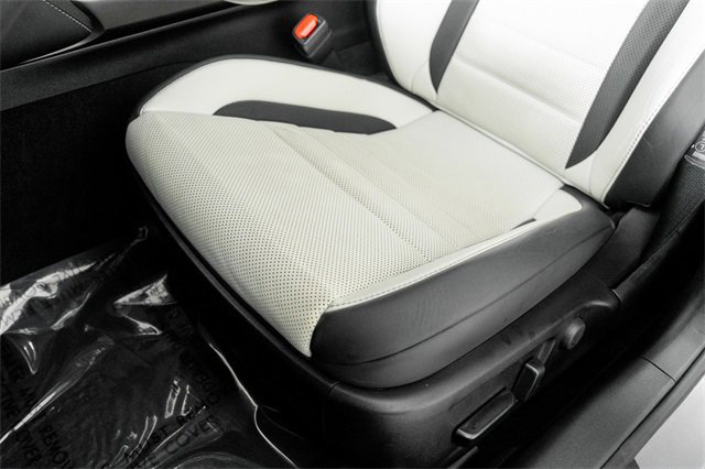 Used 2024 Lexus IS 500 image 42