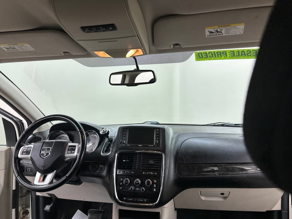 Used 2012 Dodge Grand Caravan SXT w/ Entertainment Group 1 FWD image 28