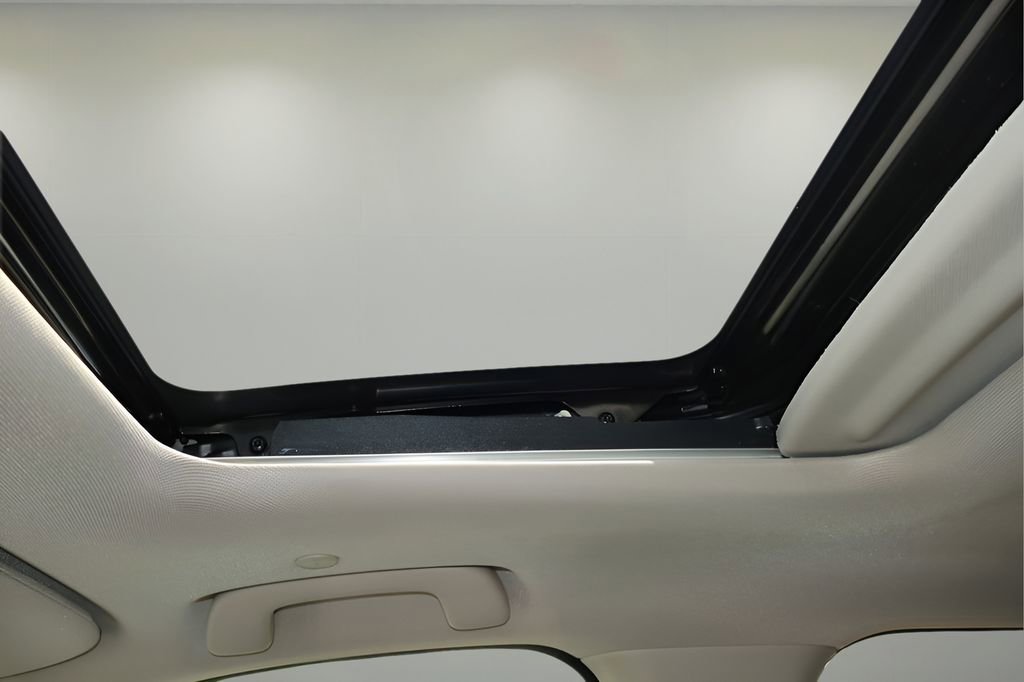 Used 2024 Honda CR-V EX image 25