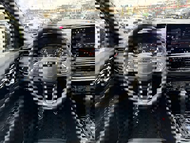 New 2026 Jeep Compass Latitude image 11