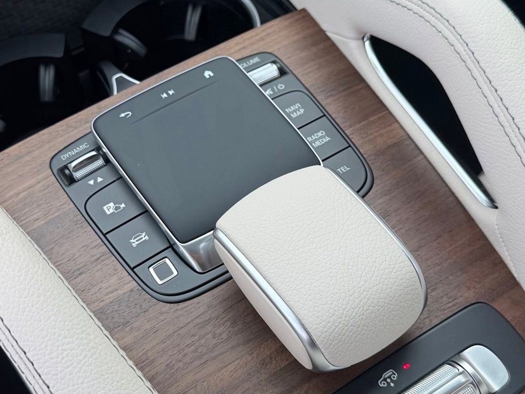 New 2026 Mercedes-Benz GLS 580 4MATIC image 31