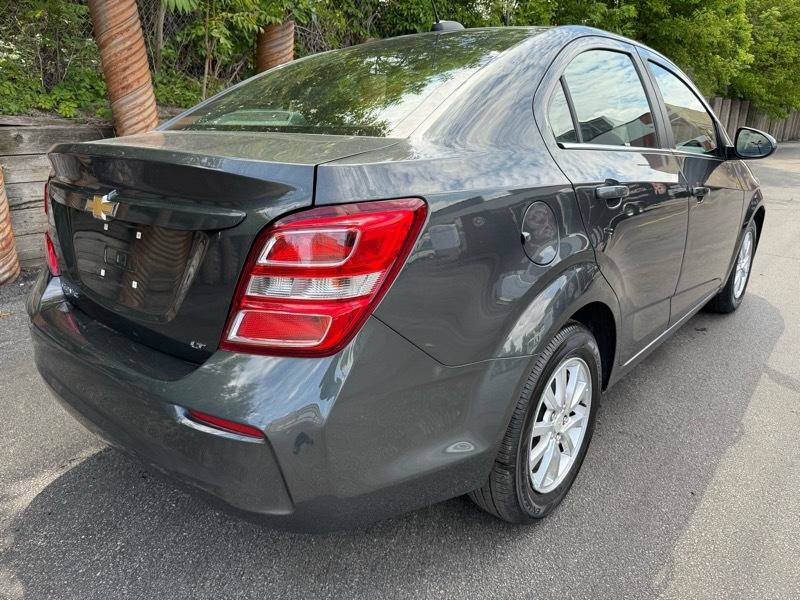 Used 2020 Chevrolet Sonic LT FWD image 9