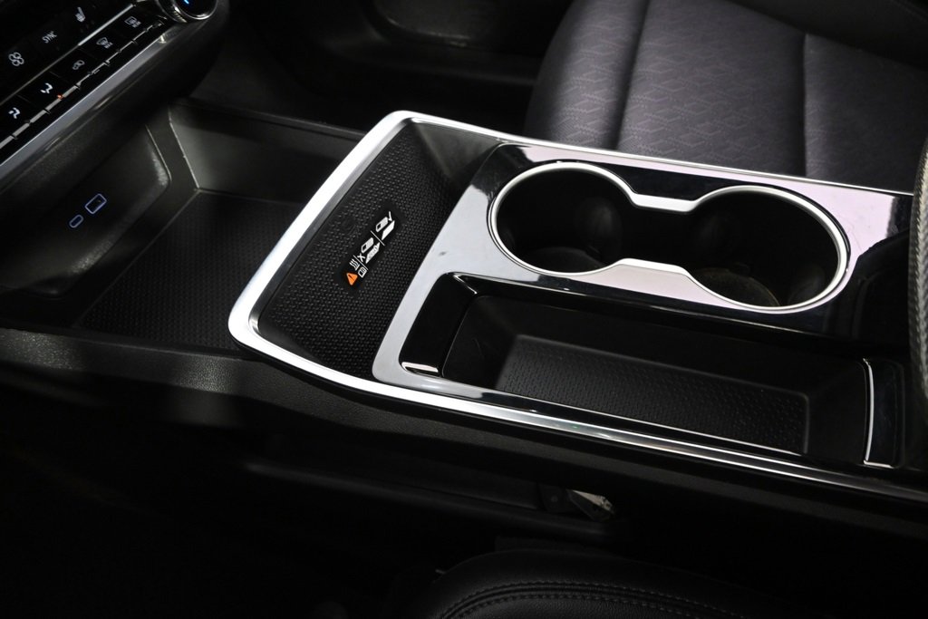 Used 2025 Chevrolet Equinox LT w/ Convenience Package II image 32