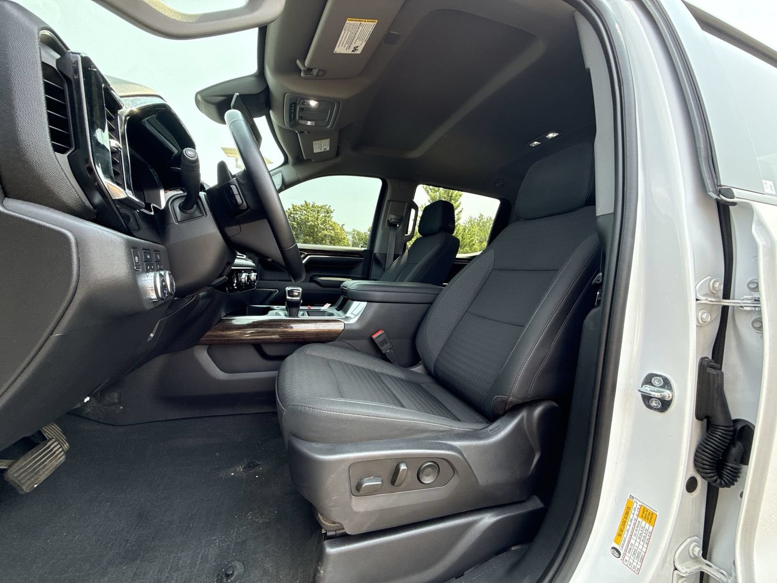 Used 2023 GMC Sierra 1500 Elevation AWD/4WD image 13