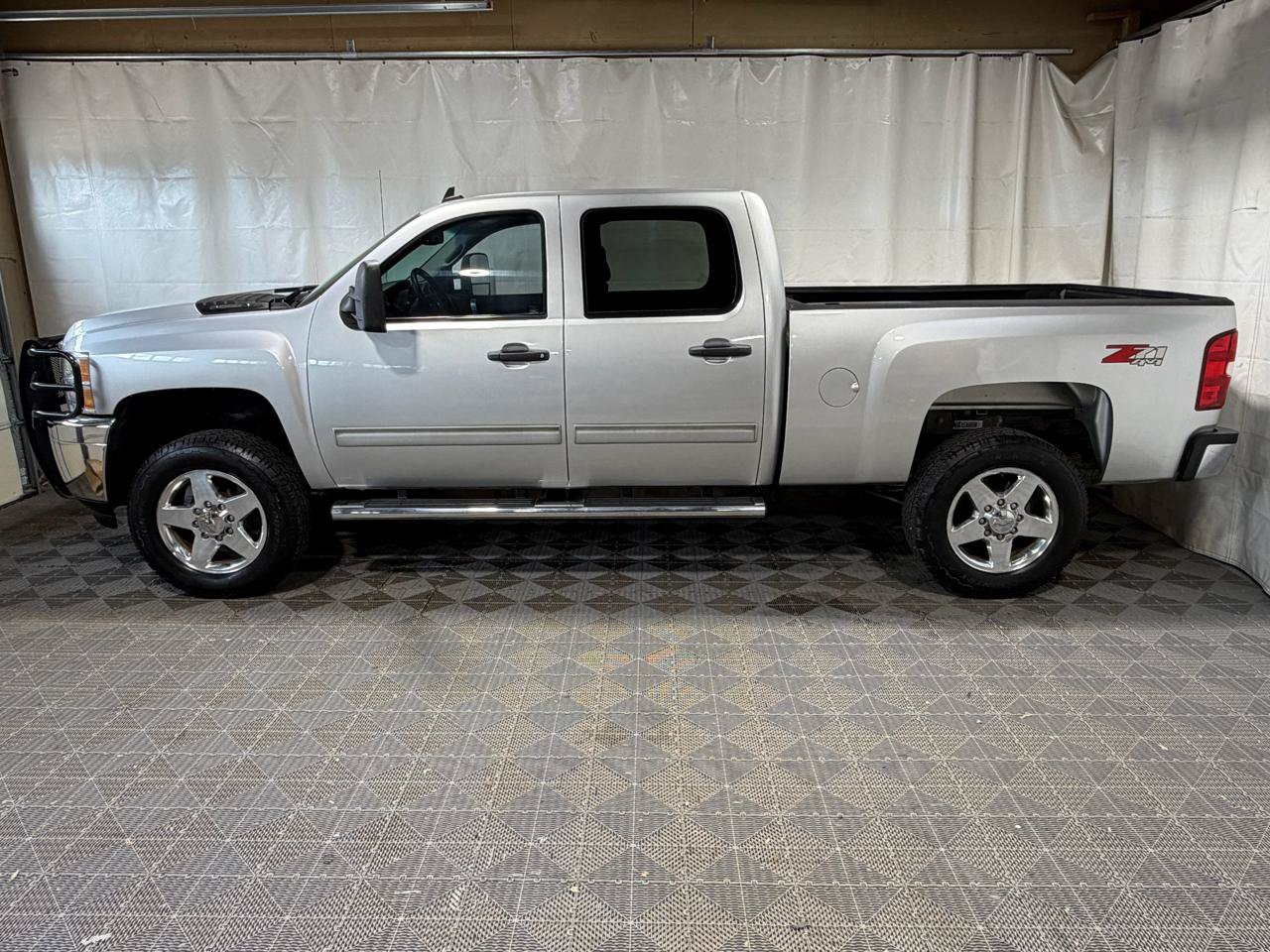 Used 2013 Chevrolet Silverado 2500 LT w/ Convenience Package AWD/4WD image 5