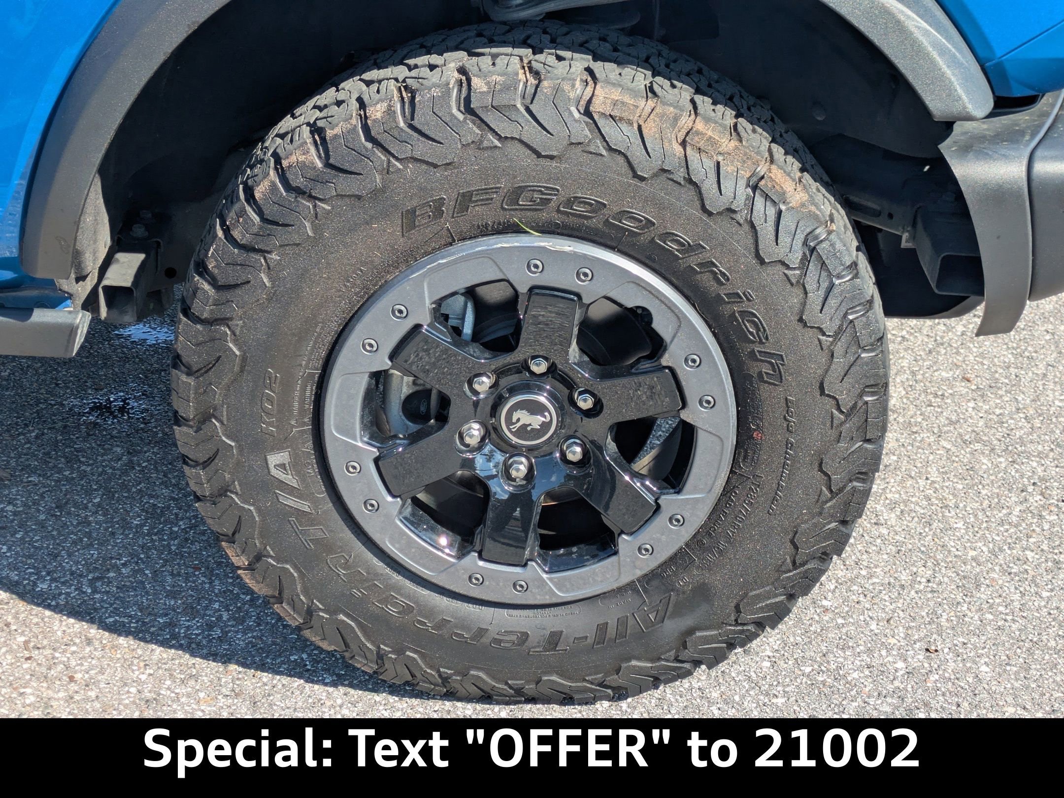 Used 2023 Ford Bronco Badlands image 11