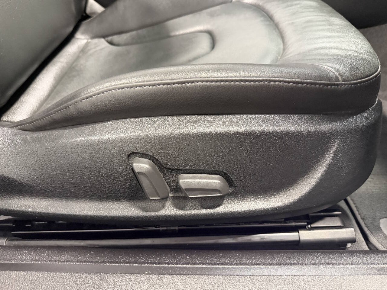 Used 2010 Audi A5 2.0T Premium Plus AWD/4WD image 17