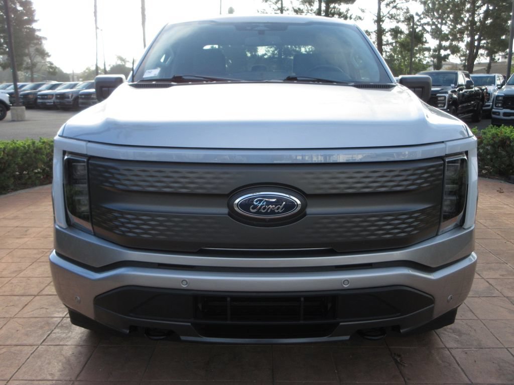 Certified 2023 Ford F150 Lightning XLT w/ Max Trailer Tow Package AWD/4WD image 8