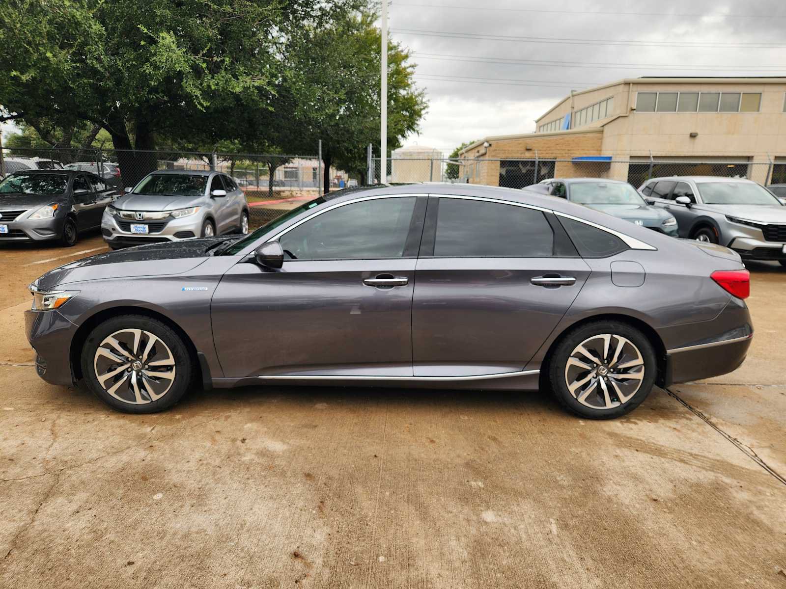Used 2020 Honda Accord Touring image 4