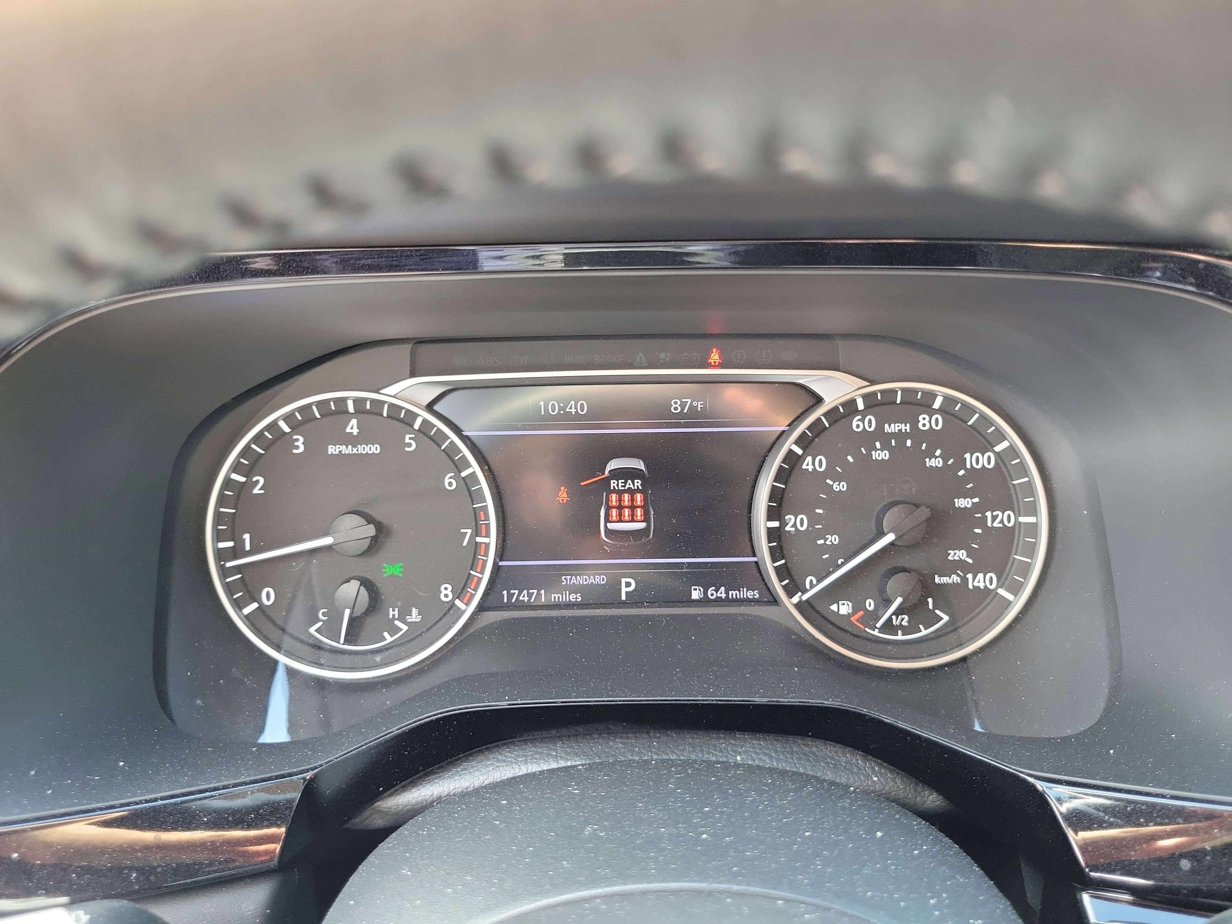 Used 2024 Nissan Pathfinder SL w/ Black Appearance Package FWD image 24