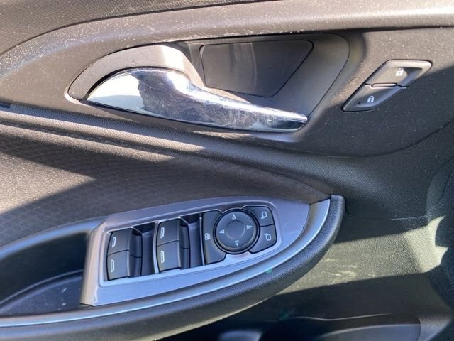 Used 2019 Chevrolet Malibu RS FWD image 14