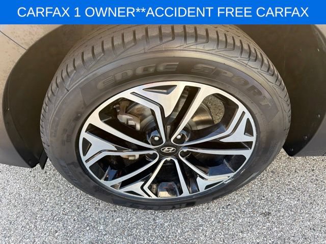 Used 2020 Hyundai Santa Fe SEL FWD image 15