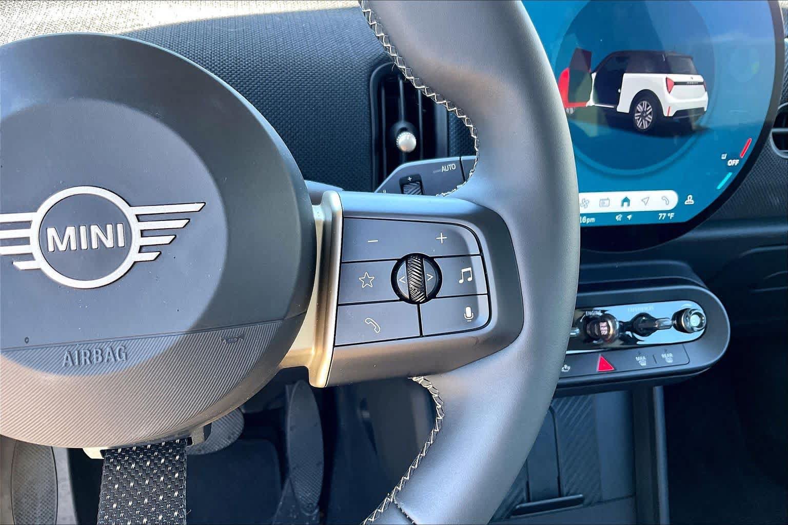 Used 2025 MINI Cooper S FWD image 23