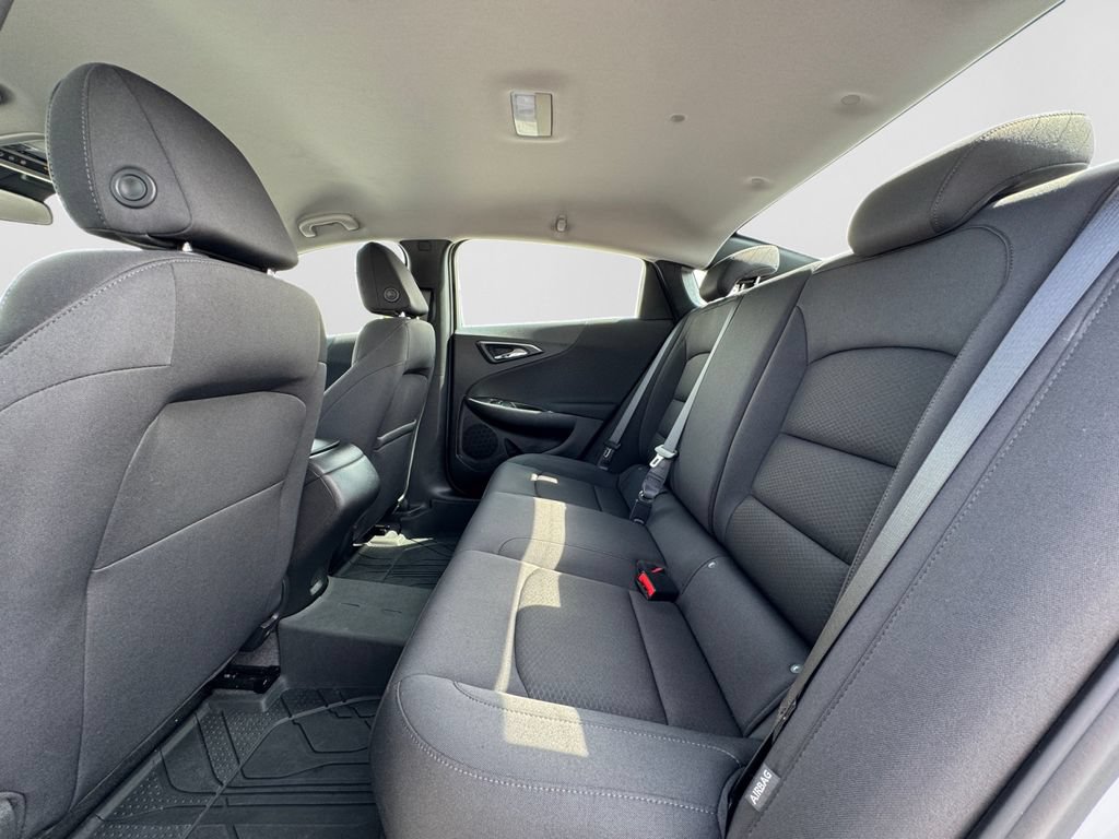 Used 2023 Chevrolet Malibu RS w/ LPO, Floor Liner Package FWD image 11