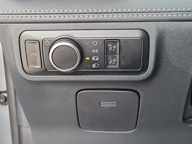 Used 2024 Ford Mustang Premium image 20