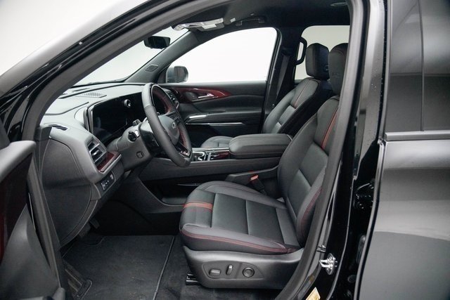 New 2026 Chevrolet Traverse RS image 24