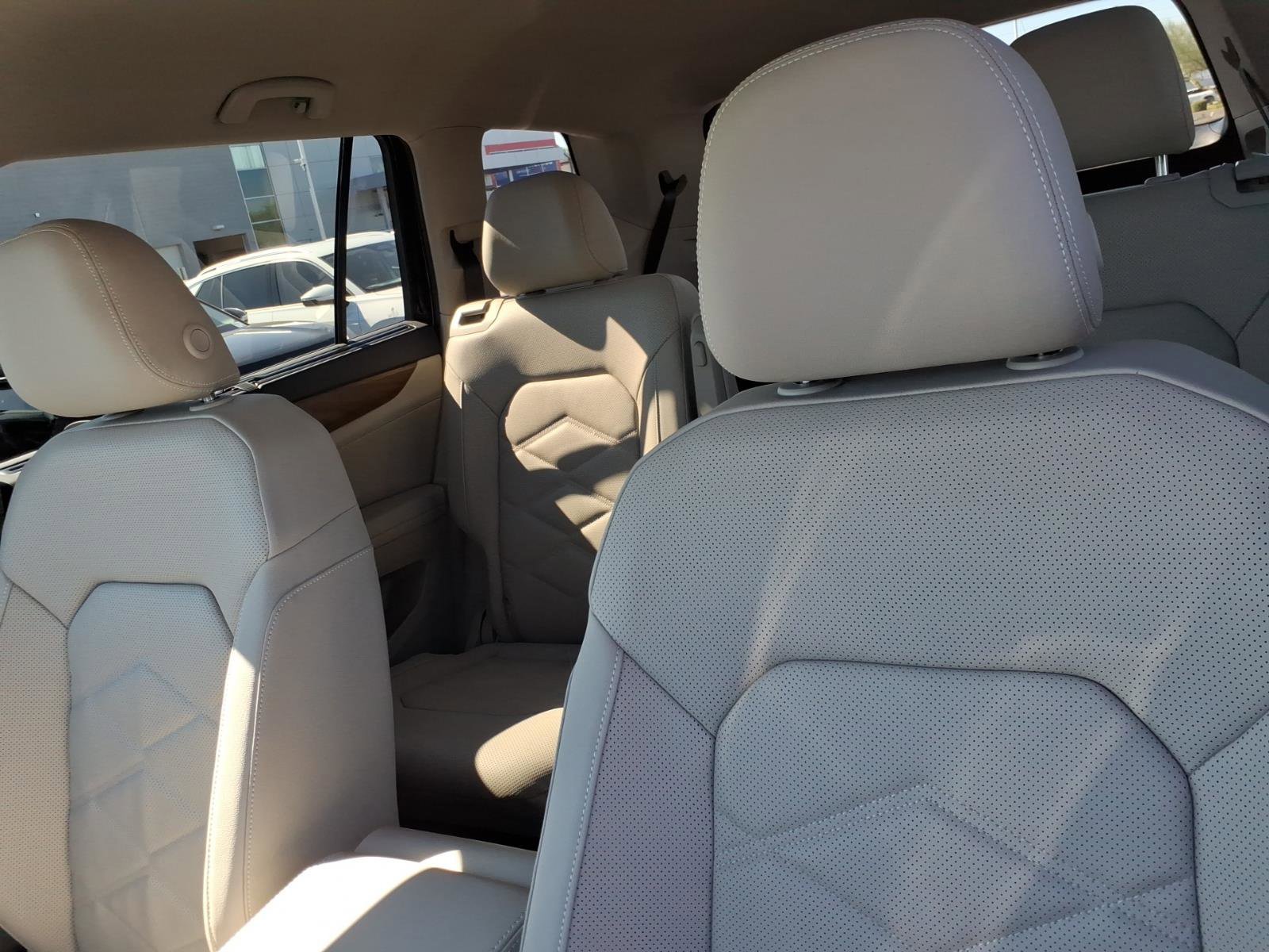 New 2026 Volkswagen Atlas SE image 11