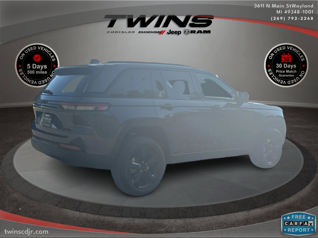 New 2025 Jeep Grand Cherokee Limited image 3