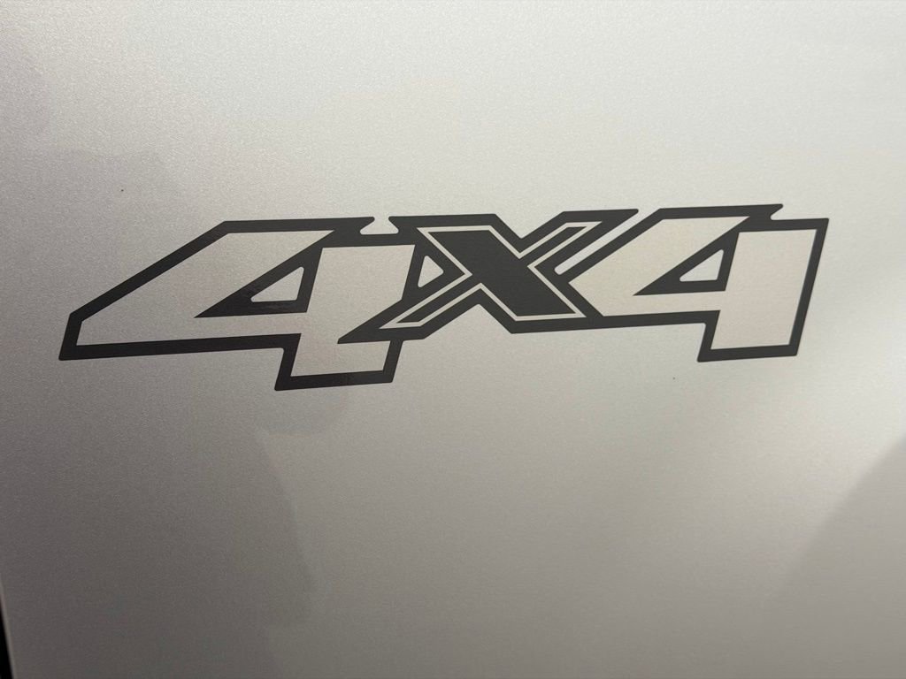 Used 2013 GMC Sierra 2500 SLE w/ SLE Preferred Package image 18