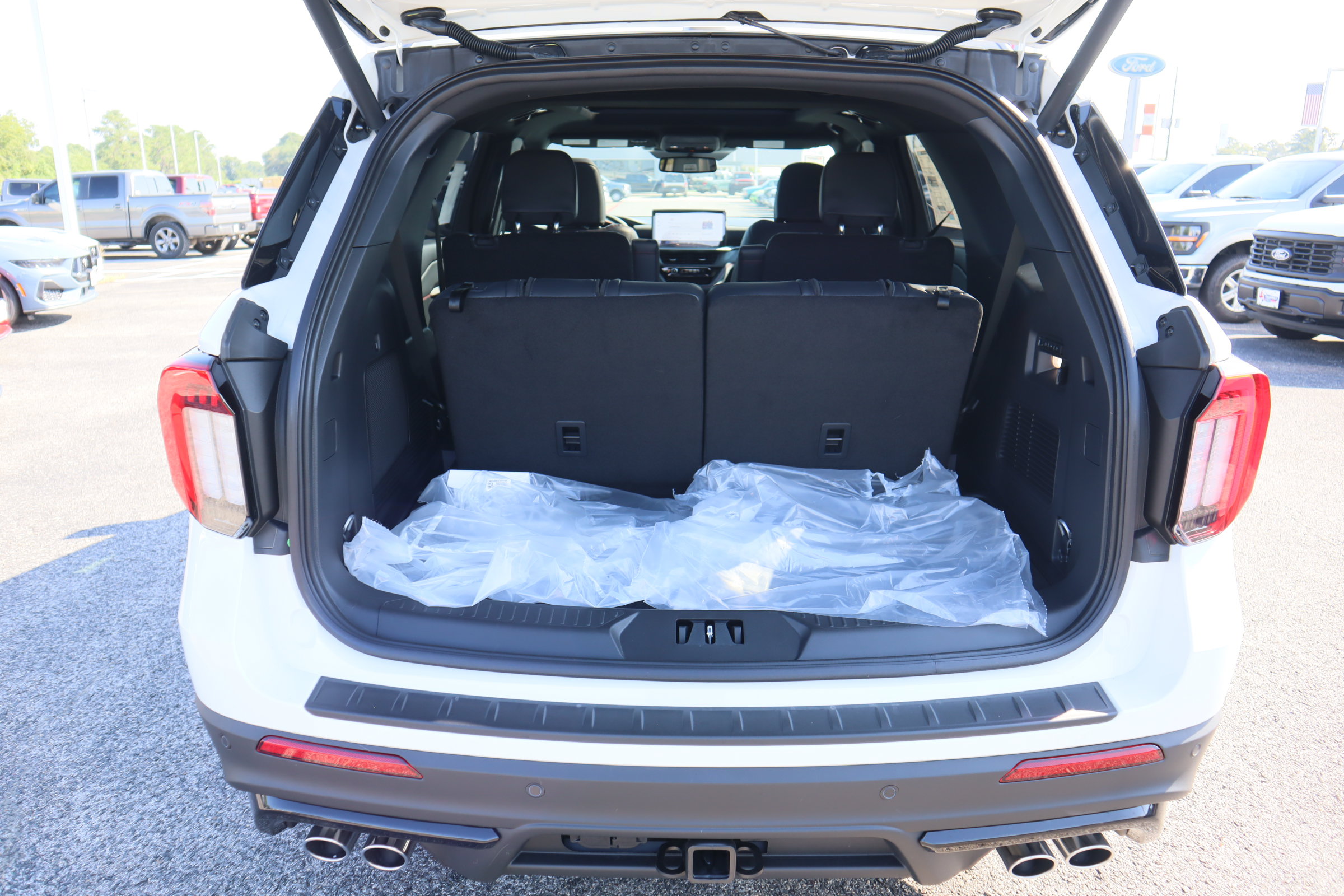 New 2025 Ford Explorer ST w/ Sun And Sound Package AWD/4WD image 6