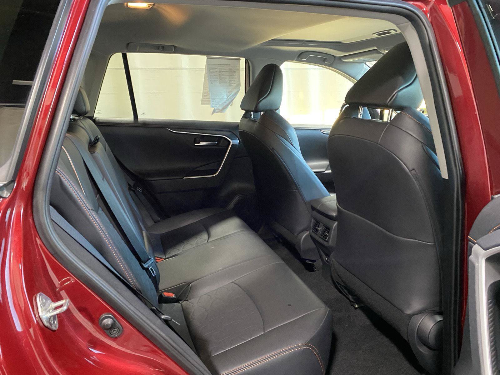 Used 2019 Toyota RAV4 Adventure AWD/4WD image 12