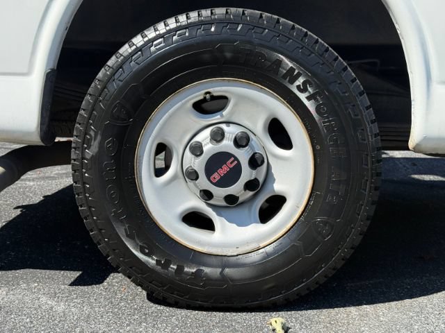 Used 2013 GMC Savana 3500 RWD image 31