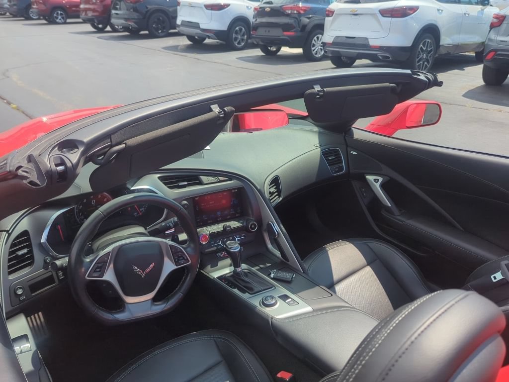 Used 2017 Chevrolet Corvette Stingray Convertible w/ 1LT RWD image 18