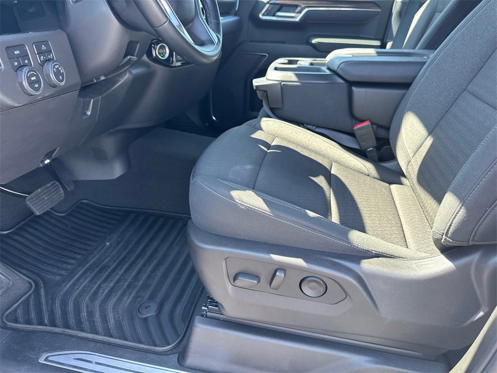 Certified 2025 Chevrolet Silverado 1500 LT image 10