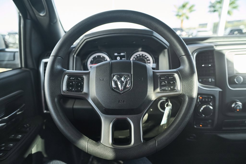 Used 2024 RAM 1500 Classic Warlock image 37