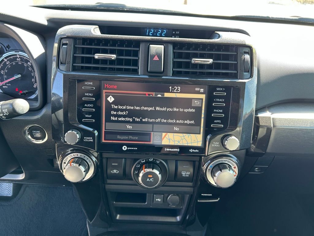 Used 2024 Toyota 4Runner TRD Off-Road Premium image 20