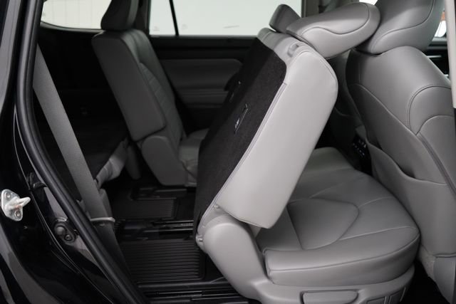 Used 2023 Toyota Highlander XLE image 80
