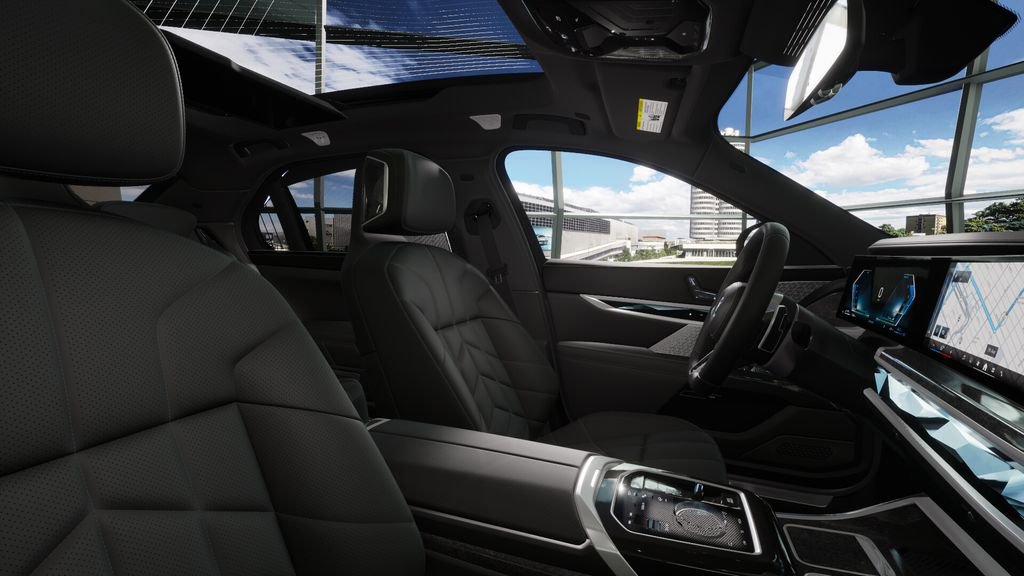 New 2026 BMW 750e xDrive w/ Executive Package image 35